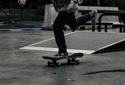 什么乒乓球好用耐打？什么牌子的乒乓球最好用而且还耐打？