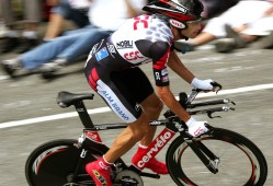 nba2018掘金赛程表？1819掘金阵容？